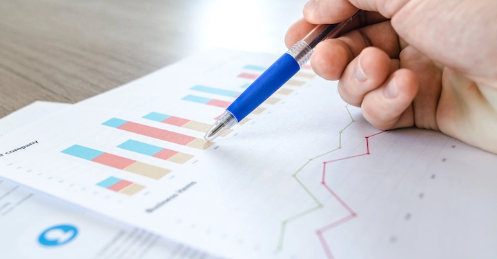 adroll vs full-service dsp analysis